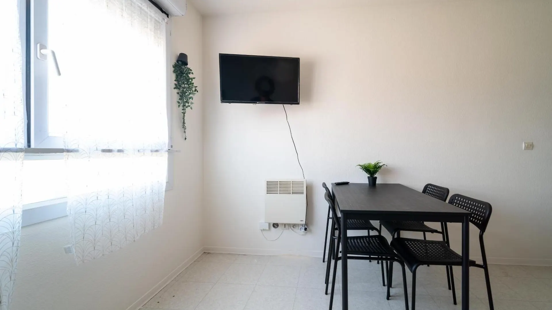 Appartement Tout Equipe A 6Min De La Gare St Charles Marseille