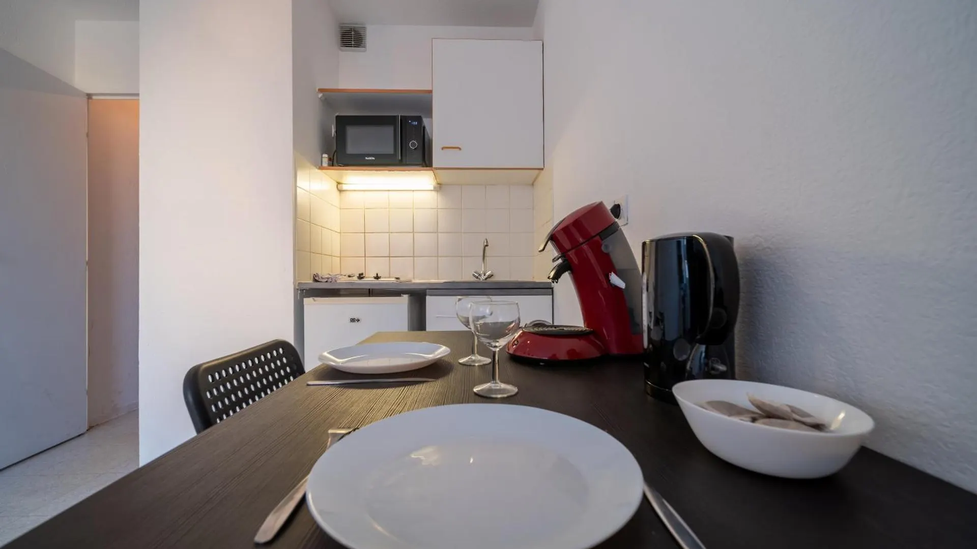 Appartement Tout Equipe A 6Min De La Gare St Charles Marseille Apartment