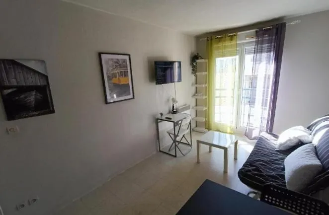 Appartement Tout Equipe A 6Min De La Gare St Charles Marseille Apartment