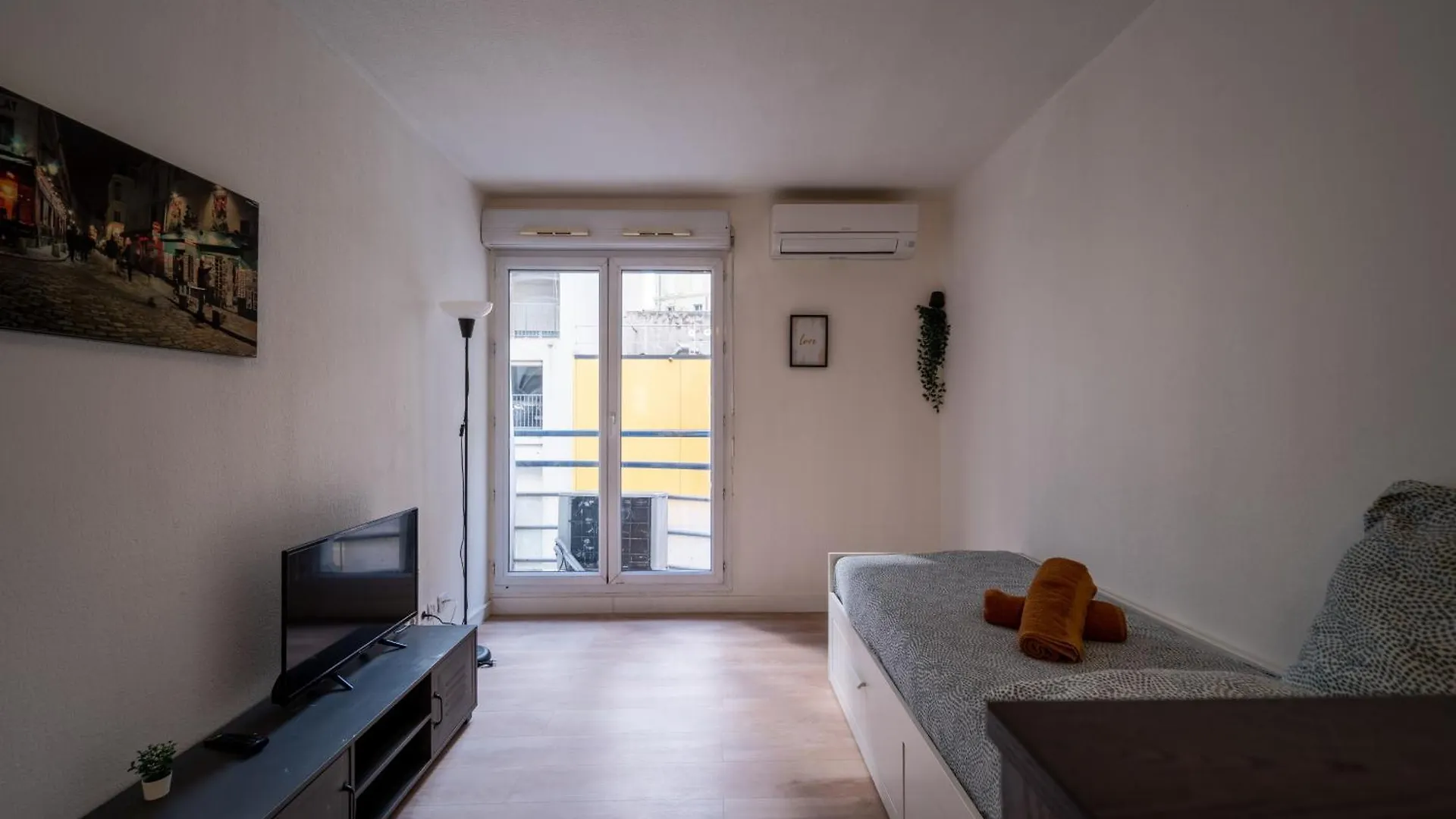 Apartment Appartement Tout Equipe A 6Min De La Gare St Charles Marseille France