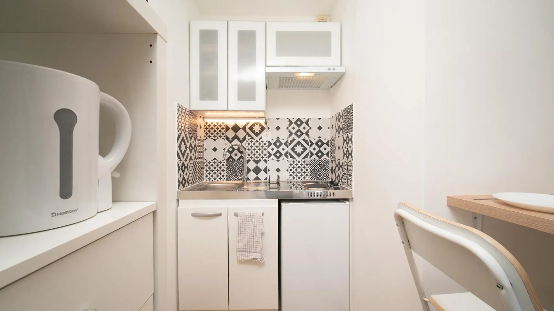 Appartement Tout Equipe A 6Min De La Gare St Charles Marseille 0*,  France