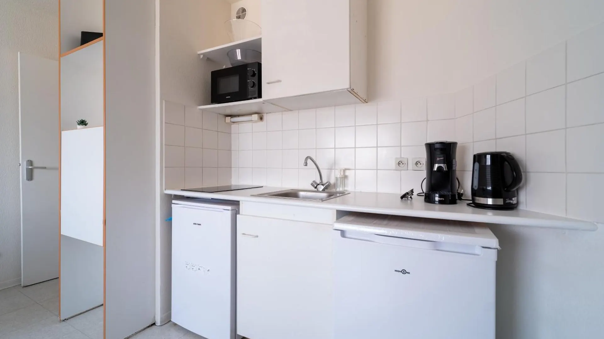 Appartement Tout Equipe A 6Min De La Gare St Charles Marseille Apartment