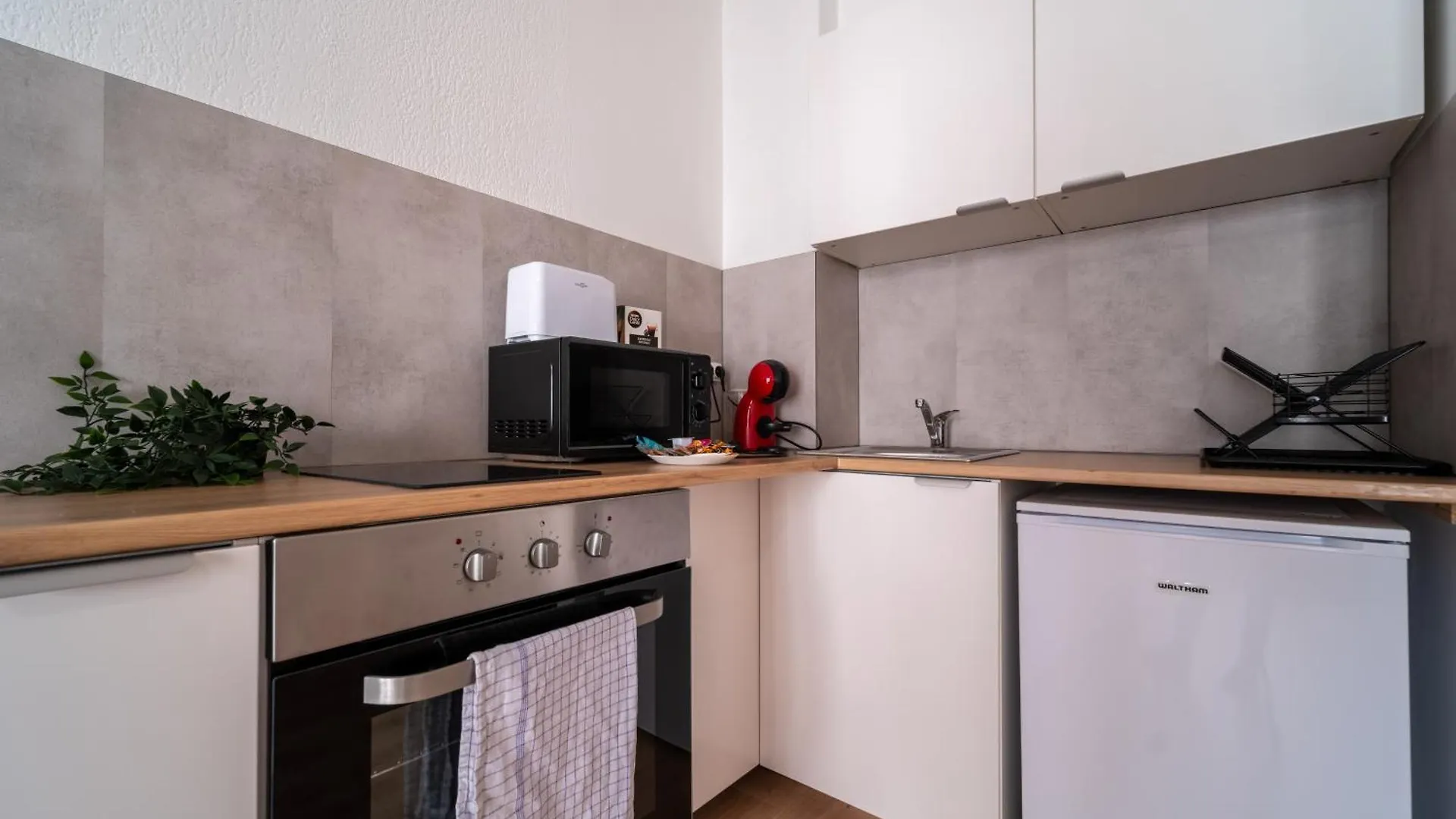 Appartement Tout Equipe A 6Min De La Gare St Charles Marseille Apartment